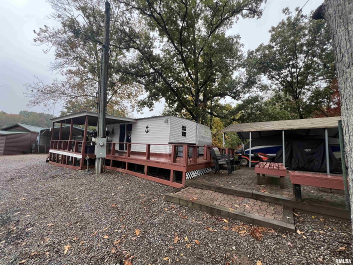 4 VICTORY Lane, Marion, Illinois 62959, 2 Bedrooms Bedrooms, 0 ,1 BathroomBathrooms,Residential,For Sale,VICTORY,0,RMAEB460286