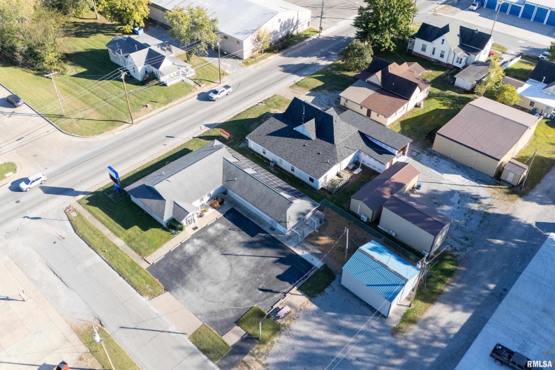 602 COURT Street, Marion, Illinois 62959, 0 , 0 ,0,Commercial Sale,For Sale,COURT,0,RMAEB460284