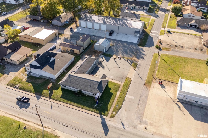 602 COURT Street, Marion, Illinois 62959, 0 , 0 ,0,Commercial Sale,For Sale,COURT,0,RMAEB460284
