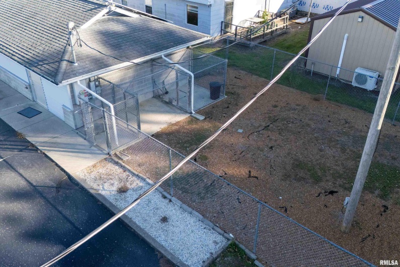 602 COURT Street, Marion, Illinois 62959, 0 , 0 ,0,Commercial Sale,For Sale,COURT,0,RMAEB460284