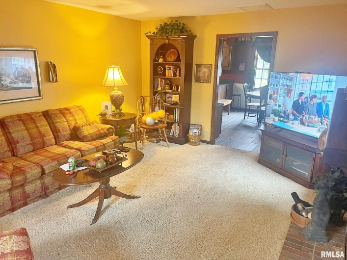 53 OLD ORCHARD Road, Metropolis, Illinois 62960, 4 Bedrooms Bedrooms, 0 ,2 BathroomsBathrooms,Residential,For Sale,OLD ORCHARD,0,RMAEB460290