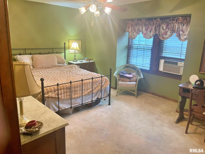 53 OLD ORCHARD Road, Metropolis, Illinois 62960, 4 Bedrooms Bedrooms, 0 ,2 BathroomsBathrooms,Residential,For Sale,OLD ORCHARD,0,RMAEB460290