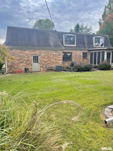 53 OLD ORCHARD Road, Metropolis, Illinois 62960, 4 Bedrooms Bedrooms, 0 ,2 BathroomsBathrooms,Residential,For Sale,OLD ORCHARD,0,RMAEB460290