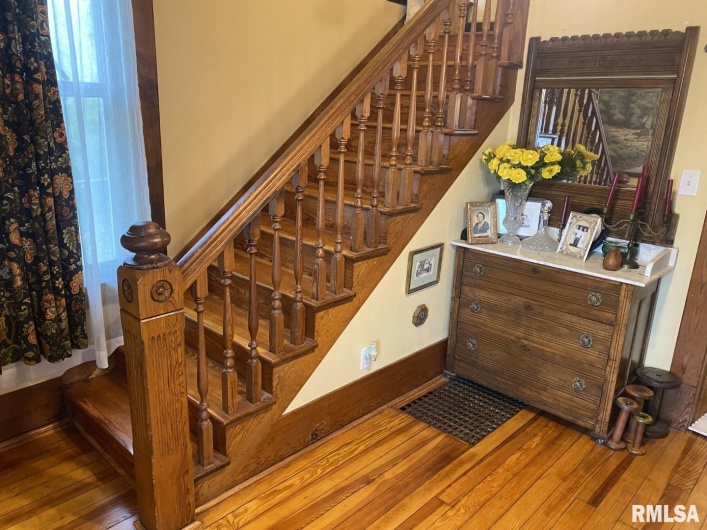 506 20TH Street, Murphysboro, Illinois 62966, 3 Bedrooms Bedrooms, 0 ,1 BathroomBathrooms,Residential,For Sale,20TH,0,RMAEB460292