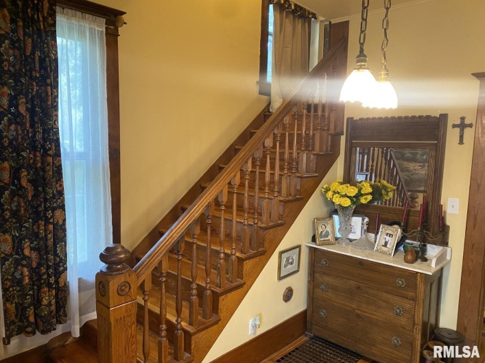 506 20TH Street, Murphysboro, Illinois 62966, 3 Bedrooms Bedrooms, 0 ,1 BathroomBathrooms,Residential,For Sale,20TH,0,RMAEB460292