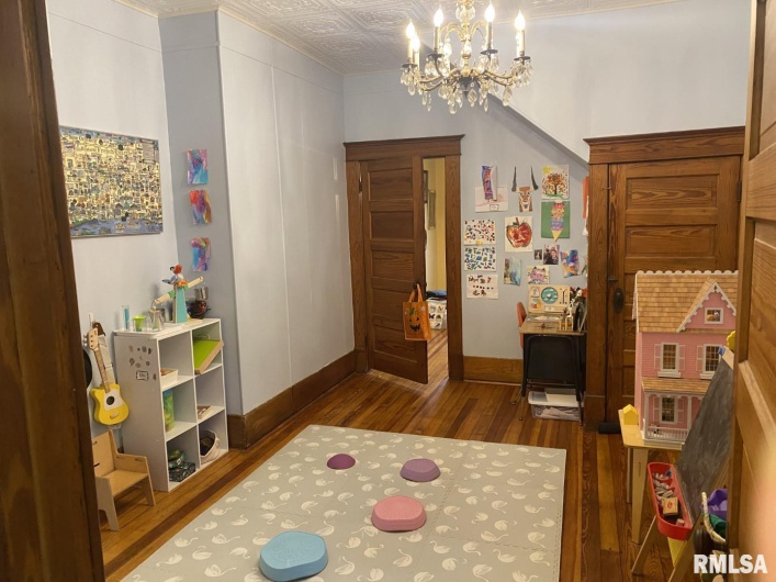 506 20TH Street, Murphysboro, Illinois 62966, 3 Bedrooms Bedrooms, 0 ,1 BathroomBathrooms,Residential,For Sale,20TH,0,RMAEB460292