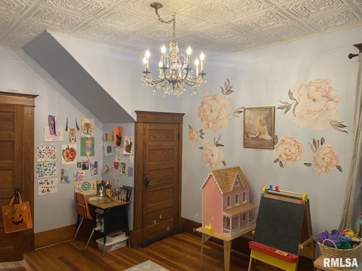 506 20TH Street, Murphysboro, Illinois 62966, 3 Bedrooms Bedrooms, 0 ,1 BathroomBathrooms,Residential,For Sale,20TH,0,RMAEB460292