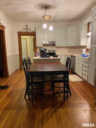 506 20TH Street, Murphysboro, Illinois 62966, 3 Bedrooms Bedrooms, 0 ,1 BathroomBathrooms,Residential,For Sale,20TH,0,RMAEB460292