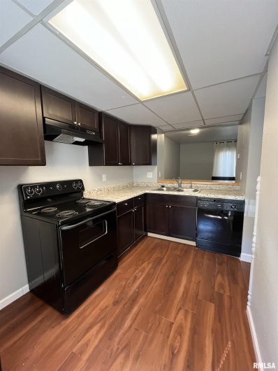 612 CAMPUS Drive, Carbondale, Illinois 62901, 3 Bedrooms Bedrooms, 0 ,1 BathroomBathrooms,Residential,For Sale,CAMPUS,0,RMAQC4268788