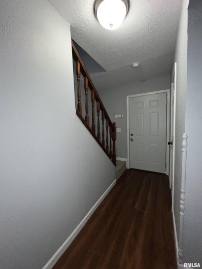 612 CAMPUS Drive, Carbondale, Illinois 62901, 3 Bedrooms Bedrooms, 0 ,1 BathroomBathrooms,Residential,For Sale,CAMPUS,0,RMAQC4268788