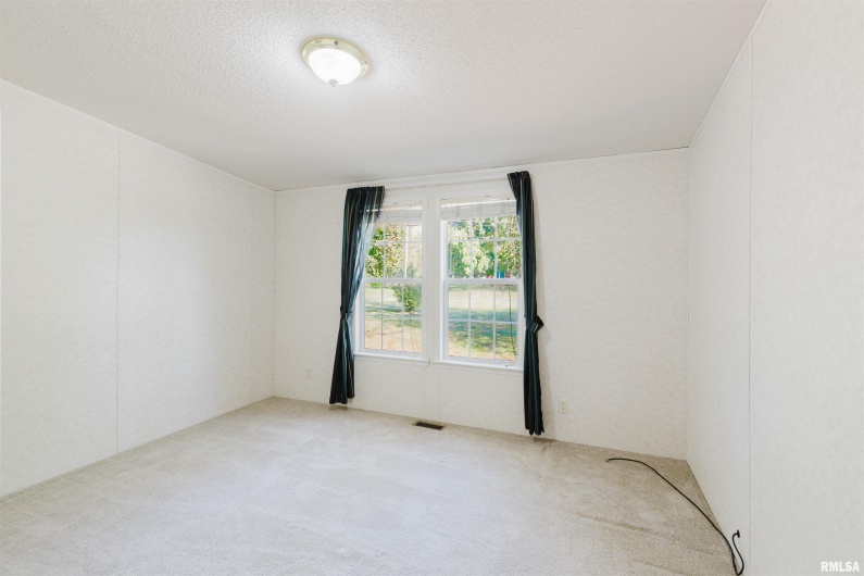 1009 Mayor Caliper Drive, Colp, Illinois 62921, 3 Bedrooms Bedrooms, 0 ,2 BathroomsBathrooms,Residential,For Sale,Mayor Caliper,0,RMAQC4268530