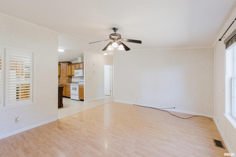 1009 Mayor Caliper Drive, Colp, Illinois 62921, 3 Bedrooms Bedrooms, 0 ,2 BathroomsBathrooms,Residential,For Sale,Mayor Caliper,0,RMAQC4268530