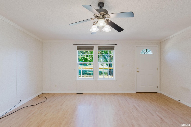 1009 Mayor Caliper Drive, Colp, Illinois 62921, 3 Bedrooms Bedrooms, 0 ,2 BathroomsBathrooms,Residential,For Sale,Mayor Caliper,0,RMAQC4268530