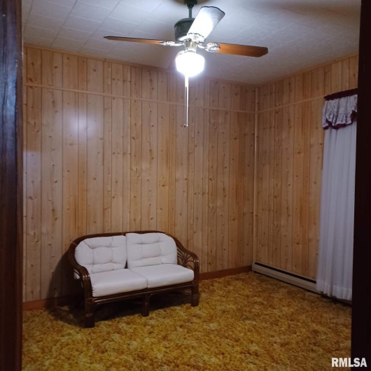 1607 Carbon Street, Marion, Illinois 62959, 2 Bedrooms Bedrooms, 0 ,1 BathroomBathrooms,Residential,For Sale,Carbon,0,RMAEB460295