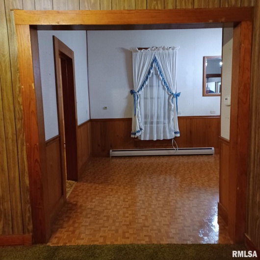 1607 Carbon Street, Marion, Illinois 62959, 2 Bedrooms Bedrooms, 0 ,1 BathroomBathrooms,Residential,For Sale,Carbon,0,RMAEB460295