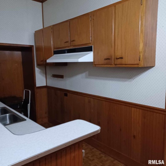 1607 Carbon Street, Marion, Illinois 62959, 2 Bedrooms Bedrooms, 0 ,1 BathroomBathrooms,Residential,For Sale,Carbon,0,RMAEB460295