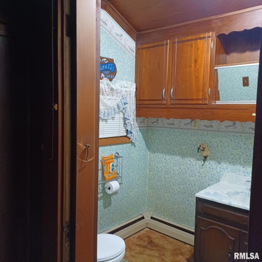 1607 Carbon Street, Marion, Illinois 62959, 2 Bedrooms Bedrooms, 0 ,1 BathroomBathrooms,Residential,For Sale,Carbon,0,RMAEB460295