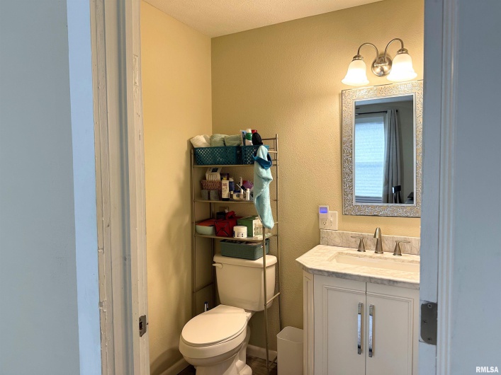 501 CEDAR CREEK Road, Makanda, Illinois 62958, 4 Bedrooms Bedrooms, 0 ,1 BathroomBathrooms,Residential,For Sale,CEDAR CREEK,0,RMAEB458723