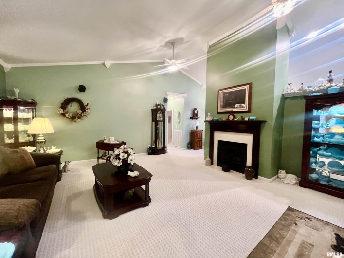 3220 Massac Creek Road, Metropolis, Illinois 62960, 3 Bedrooms Bedrooms, 0 ,2 BathroomsBathrooms,Residential,For Sale,Massac Creek,0,RMAEB460297