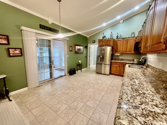 3220 Massac Creek Road, Metropolis, Illinois 62960, 3 Bedrooms Bedrooms, 0 ,2 BathroomsBathrooms,Residential,For Sale,Massac Creek,0,RMAEB460297