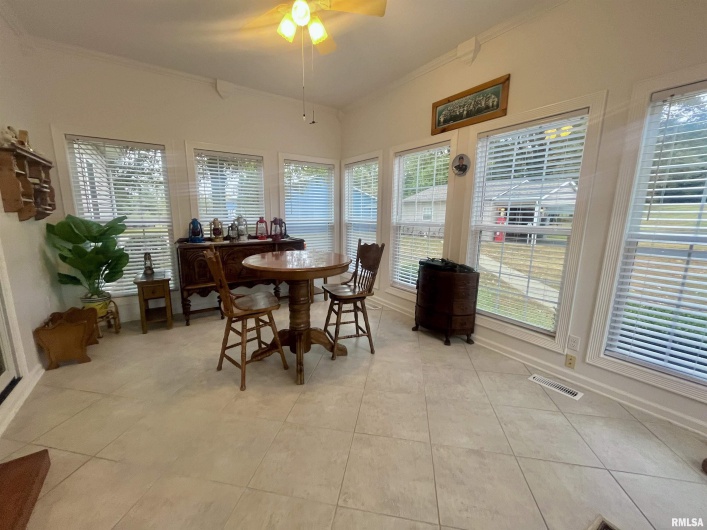 3220 Massac Creek Road, Metropolis, Illinois 62960, 3 Bedrooms Bedrooms, 0 ,2 BathroomsBathrooms,Residential,For Sale,Massac Creek,0,RMAEB460297