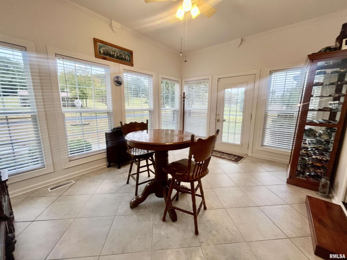 3220 Massac Creek Road, Metropolis, Illinois 62960, 3 Bedrooms Bedrooms, 0 ,2 BathroomsBathrooms,Residential,For Sale,Massac Creek,0,RMAEB460297