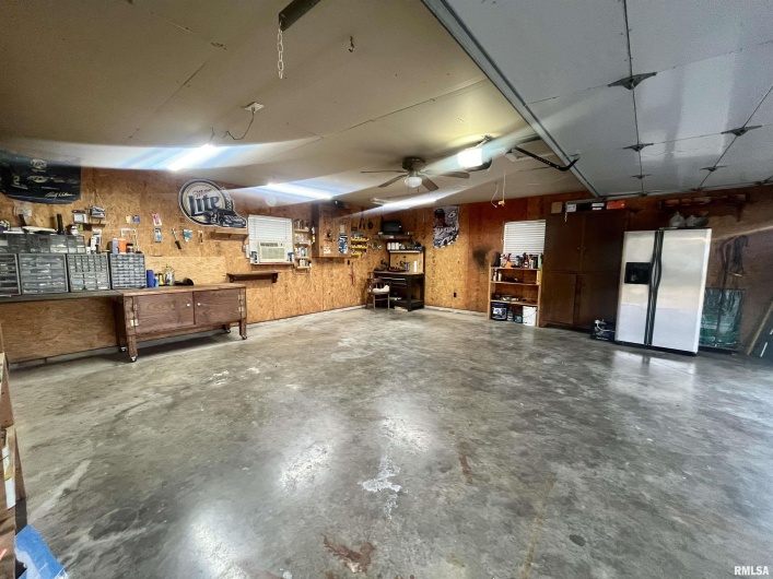 3220 Massac Creek Road, Metropolis, Illinois 62960, 3 Bedrooms Bedrooms, 0 ,2 BathroomsBathrooms,Residential,For Sale,Massac Creek,0,RMAEB460297