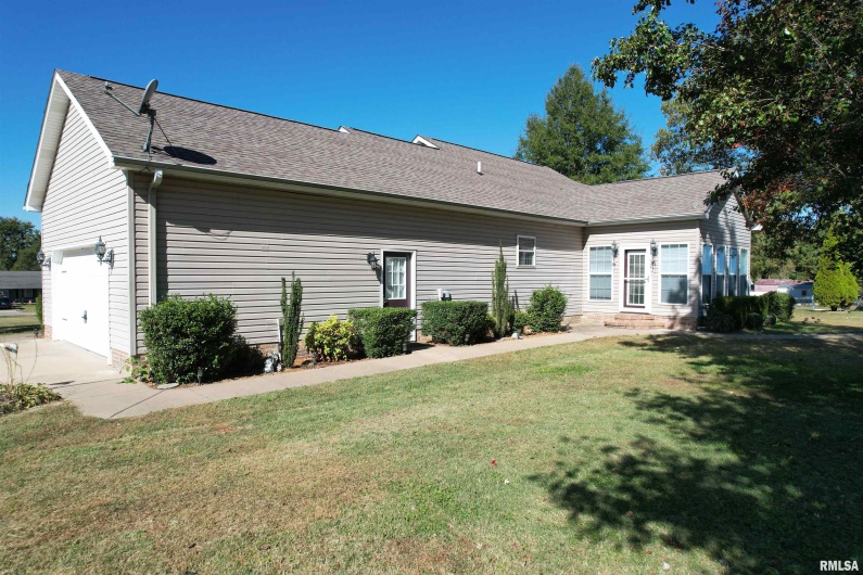 3220 Massac Creek Road, Metropolis, Illinois 62960, 3 Bedrooms Bedrooms, 0 ,2 BathroomsBathrooms,Residential,For Sale,Massac Creek,0,RMAEB460297