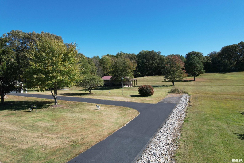 3220 Massac Creek Road, Metropolis, Illinois 62960, 3 Bedrooms Bedrooms, 0 ,2 BathroomsBathrooms,Residential,For Sale,Massac Creek,0,RMAEB460297