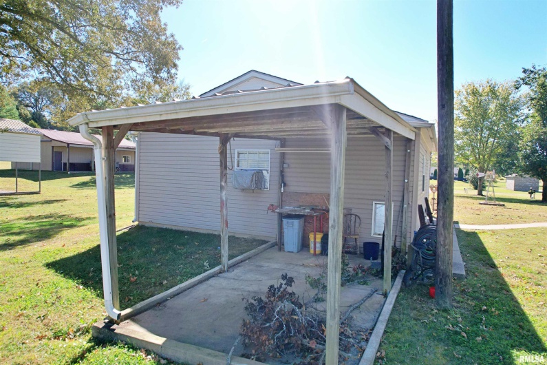 3220 Massac Creek Road, Metropolis, Illinois 62960, 3 Bedrooms Bedrooms, 0 ,2 BathroomsBathrooms,Residential,For Sale,Massac Creek,0,RMAEB460297