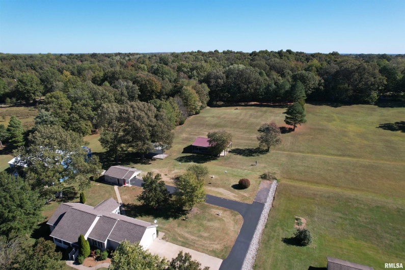 3220 Massac Creek Road, Metropolis, Illinois 62960, 3 Bedrooms Bedrooms, 0 ,2 BathroomsBathrooms,Residential,For Sale,Massac Creek,0,RMAEB460297