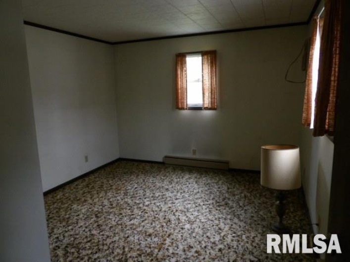 1111 ROOSEVELT Street, Harrisburg, Illinois 62946-0000, 3 Bedrooms Bedrooms, 0 ,1 BathroomBathrooms,Residential,For Sale,ROOSEVELT,0,RMAEB460299