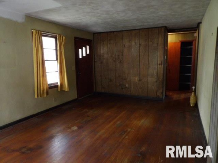 1111 ROOSEVELT Street, Harrisburg, Illinois 62946-0000, 3 Bedrooms Bedrooms, 0 ,1 BathroomBathrooms,Residential,For Sale,ROOSEVELT,0,RMAEB460299