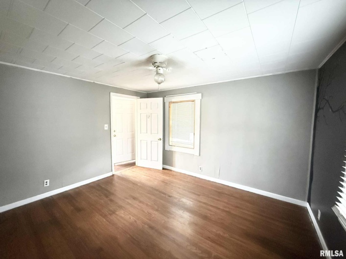 205 PLUM Street, DeSoto, Illinois 62924, 2 Bedrooms Bedrooms, 0 ,1 BathroomBathrooms,Residential,For Sale,PLUM,0,RMAQC4268842