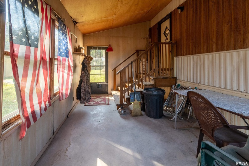 19168 COUNTY LINE Road, Jonesboro, Illinois 62952, 2 Bedrooms Bedrooms, 0 ,0,Land,For Sale,COUNTY LINE,0,RMAEB460301