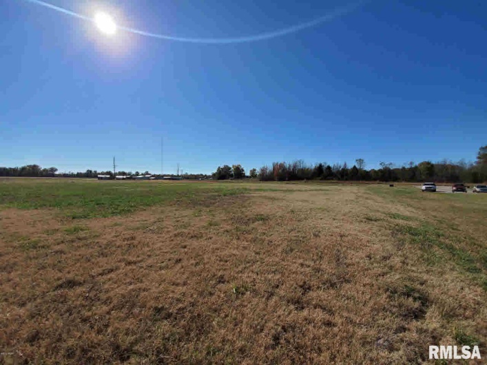 972 COMMERCIAL Street, Harrisburg, Illinois 62946, 0 , 0 ,0,Land,For Sale,COMMERCIAL,0,RMAEB460302