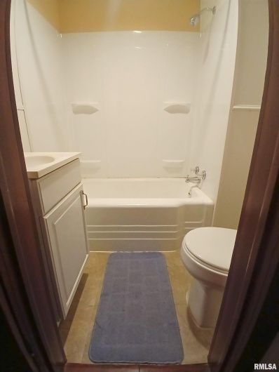 1101 16TH Street, Herrin, Illinois 62948, 2 Bedrooms Bedrooms, 0 ,1 BathroomBathrooms,Residential,For Sale,16TH,0,RMAQC4268851