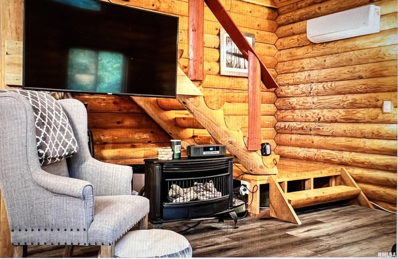 275 Yellow Springs Drive, Elizabethtown, Illinois 62931, 2 Bedrooms Bedrooms, 0 ,1 BathroomBathrooms,Residential,For Sale,Yellow Springs,0,RMAQC4268852