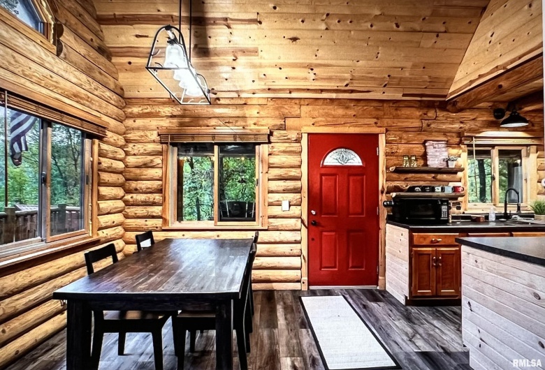 275 Yellow Springs Drive, Elizabethtown, Illinois 62931, 2 Bedrooms Bedrooms, 0 ,1 BathroomBathrooms,Residential,For Sale,Yellow Springs,0,RMAQC4268852