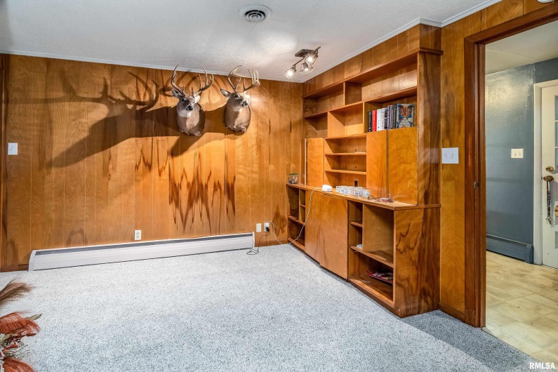 170 MELODY Lane, Murphysboro, Illinois 62966, 3 Bedrooms Bedrooms, 0 ,2 BathroomsBathrooms,Residential,For Sale,MELODY,0,RMAEB460309