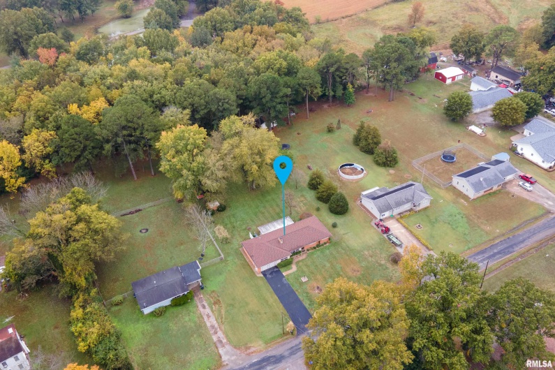 170 MELODY Lane, Murphysboro, Illinois 62966, 3 Bedrooms Bedrooms, 0 ,2 BathroomsBathrooms,Residential,For Sale,MELODY,0,RMAEB460309