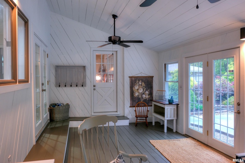 2605 KENT Drive, Carbondale, Illinois 62901, 4 Bedrooms Bedrooms, 0 ,3 BathroomsBathrooms,Residential,For Sale,KENT,0,RMAEB460314