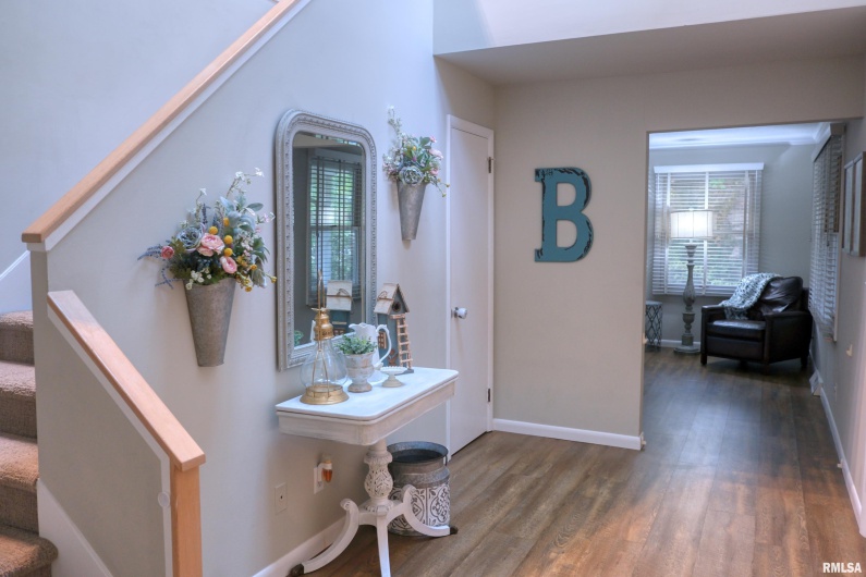 2605 KENT Drive, Carbondale, Illinois 62901, 4 Bedrooms Bedrooms, 0 ,3 BathroomsBathrooms,Residential,For Sale,KENT,0,RMAEB460314