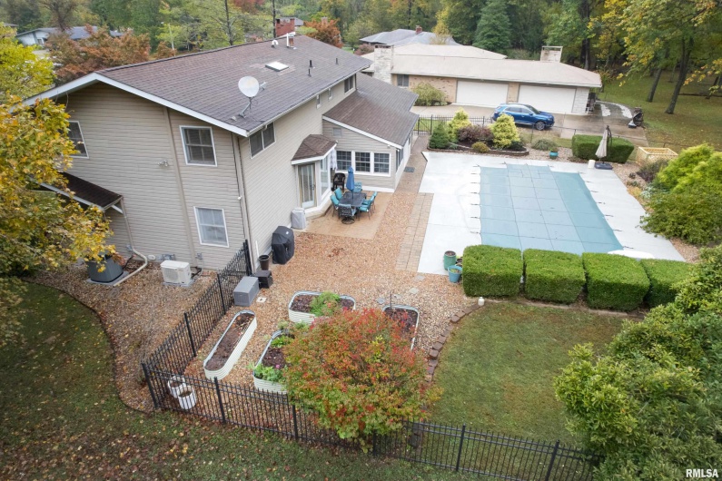 2605 KENT Drive, Carbondale, Illinois 62901, 4 Bedrooms Bedrooms, 0 ,3 BathroomsBathrooms,Residential,For Sale,KENT,0,RMAEB460314