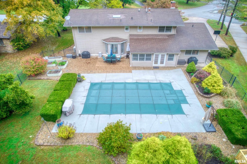 2605 KENT Drive, Carbondale, Illinois 62901, 4 Bedrooms Bedrooms, 0 ,3 BathroomsBathrooms,Residential,For Sale,KENT,0,RMAEB460314