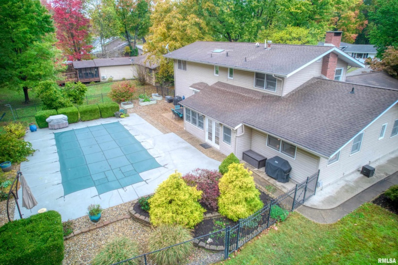 2605 KENT Drive, Carbondale, Illinois 62901, 4 Bedrooms Bedrooms, 0 ,3 BathroomsBathrooms,Residential,For Sale,KENT,0,RMAEB460314