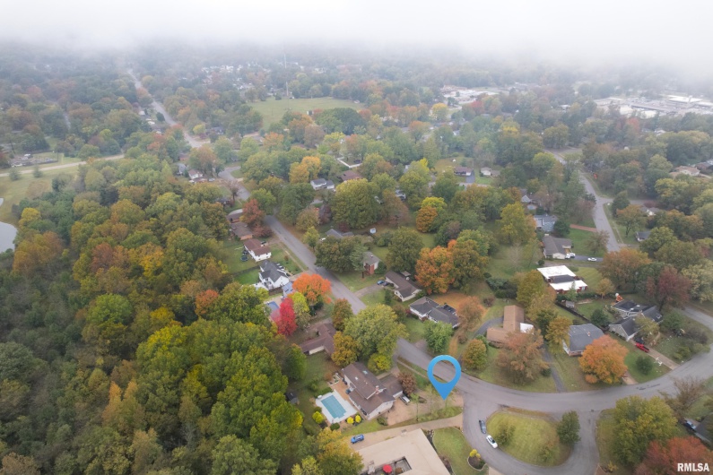 2605 KENT Drive, Carbondale, Illinois 62901, 4 Bedrooms Bedrooms, 0 ,3 BathroomsBathrooms,Residential,For Sale,KENT,0,RMAEB460314