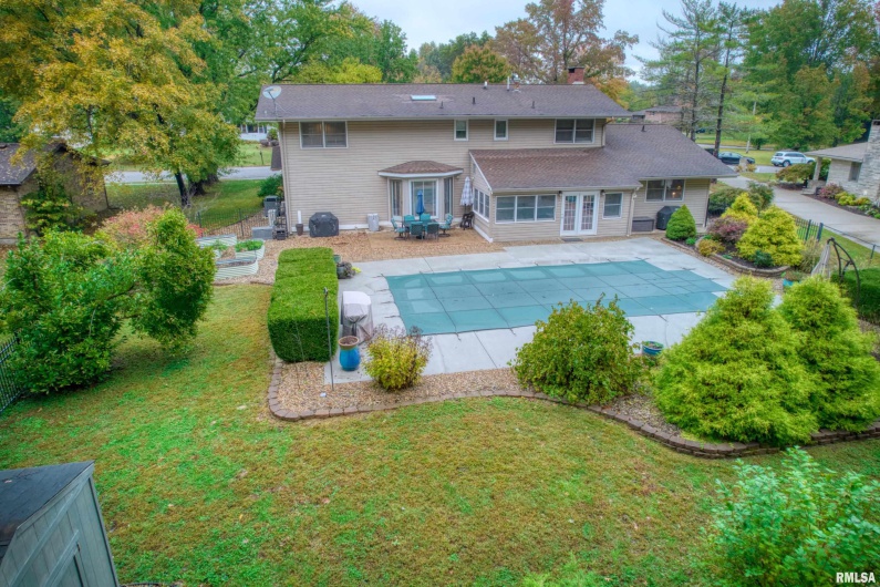 2605 KENT Drive, Carbondale, Illinois 62901, 4 Bedrooms Bedrooms, 0 ,3 BathroomsBathrooms,Residential,For Sale,KENT,0,RMAEB460314