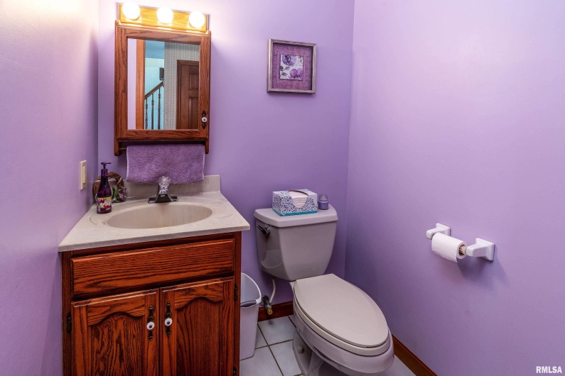 11688 STRAWBERRY Road, Carbondale, Illinois 62901, 4 Bedrooms Bedrooms, 0 ,2 BathroomsBathrooms,Residential,For Sale,STRAWBERRY,0,RMAEB460316