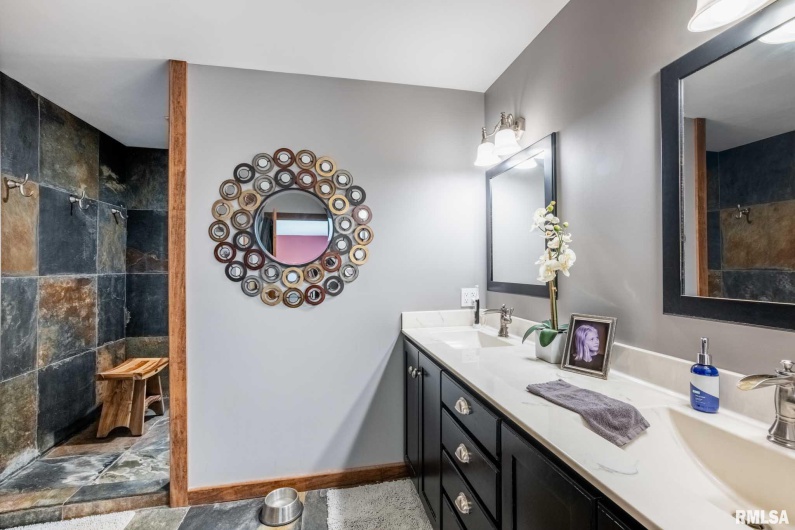 2145 Lick Creek Road, Anna, Illinois 62906, 3 Bedrooms Bedrooms, 0 ,3 BathroomsBathrooms,Residential,For Sale,Lick Creek,0,RMAEB460317